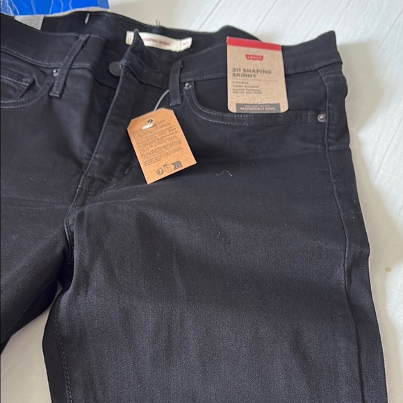 Levi's Black Skinny Jeans NEW - Picture 4 of 6